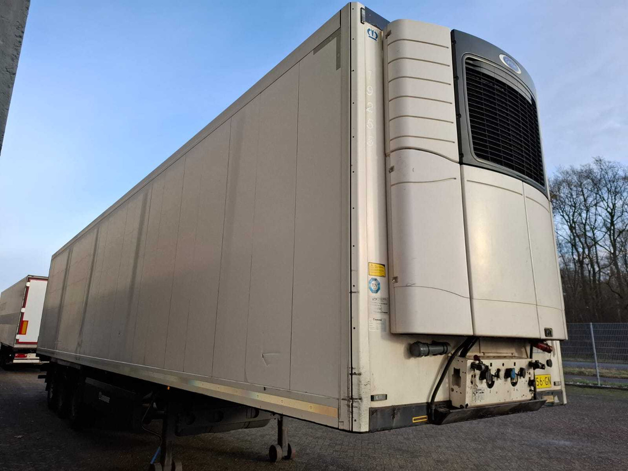 KRONE - 2016 - TKS MEETHANG - SEMI-TRAILER - Semiremorcă: Foto 1 KRONE - 2016 - TKS MEETHANG - SEMI-TRAILER - Semiremorcă: Foto 1