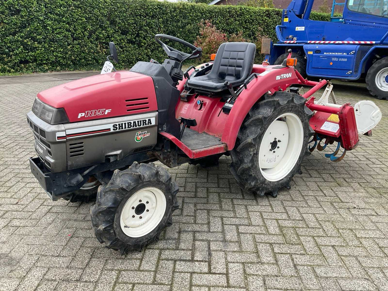 Shibaura P185F - Tractor mic: Foto 1 Shibaura P185F - Tractor mic: Foto 1