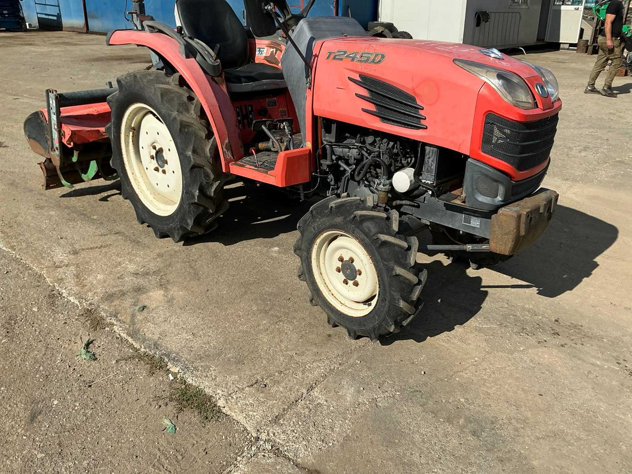 T245D - Tractor agricol: Foto 5 T245D - Tractor agricol: Foto 5