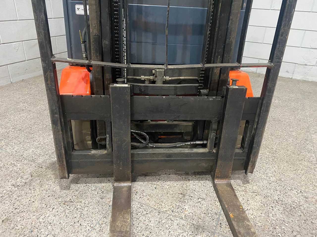 TOYOTA - 2012 - 7FBEST13 - FORKLIFT - Motostivuitor: Foto 5 TOYOTA - 2012 - 7FBEST13 - FORKLIFT - Motostivuitor: Foto 5