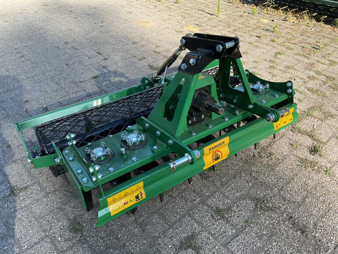 Tiller LR125 - Grapă rotativă: Foto 2 Tiller LR125 - Grapă rotativă: Foto 2