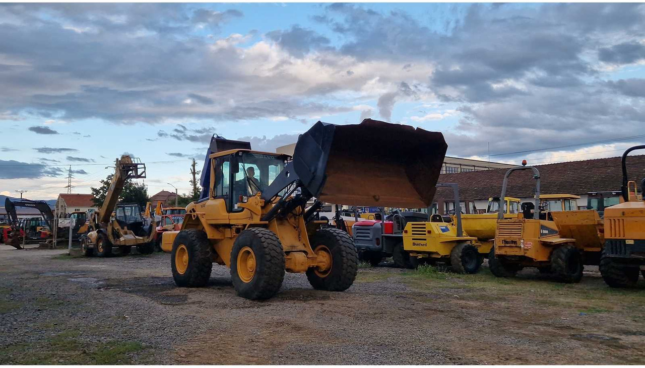 VOLVO 2008 VOLVO L90F WHEELED LOADER - Încărcător frontal pe pneuri: Foto 3 VOLVO 2008 VOLVO L90F WHEELED LOADER - Încărcător frontal pe pneuri: Foto 3