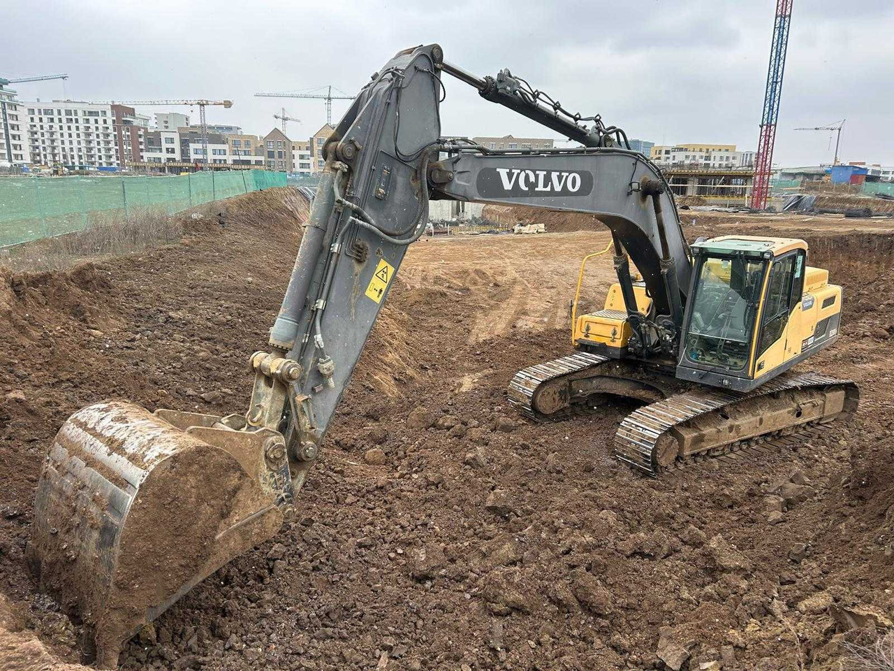 VOLVO EC 250 DNL - Excavator pe şenile: Foto 1 VOLVO EC 250 DNL - Excavator pe şenile: Foto 1