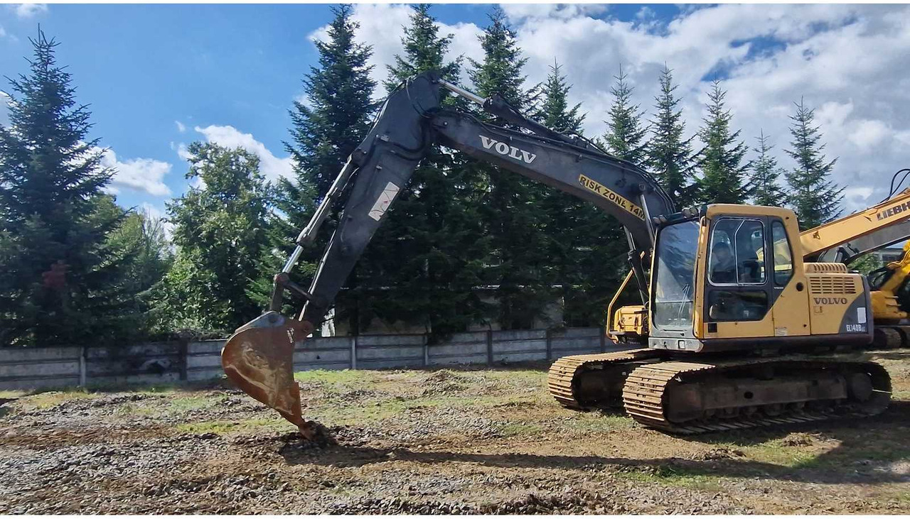 VOLVO EC140BLC - Excavator pe şenile: Foto 5 VOLVO EC140BLC - Excavator pe şenile: Foto 5