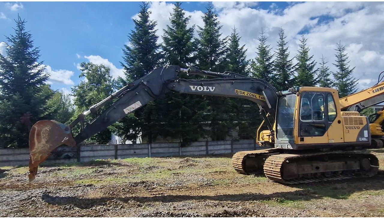 VOLVO EC140BLC - Excavator pe şenile: Foto 4 VOLVO EC140BLC - Excavator pe şenile: Foto 4