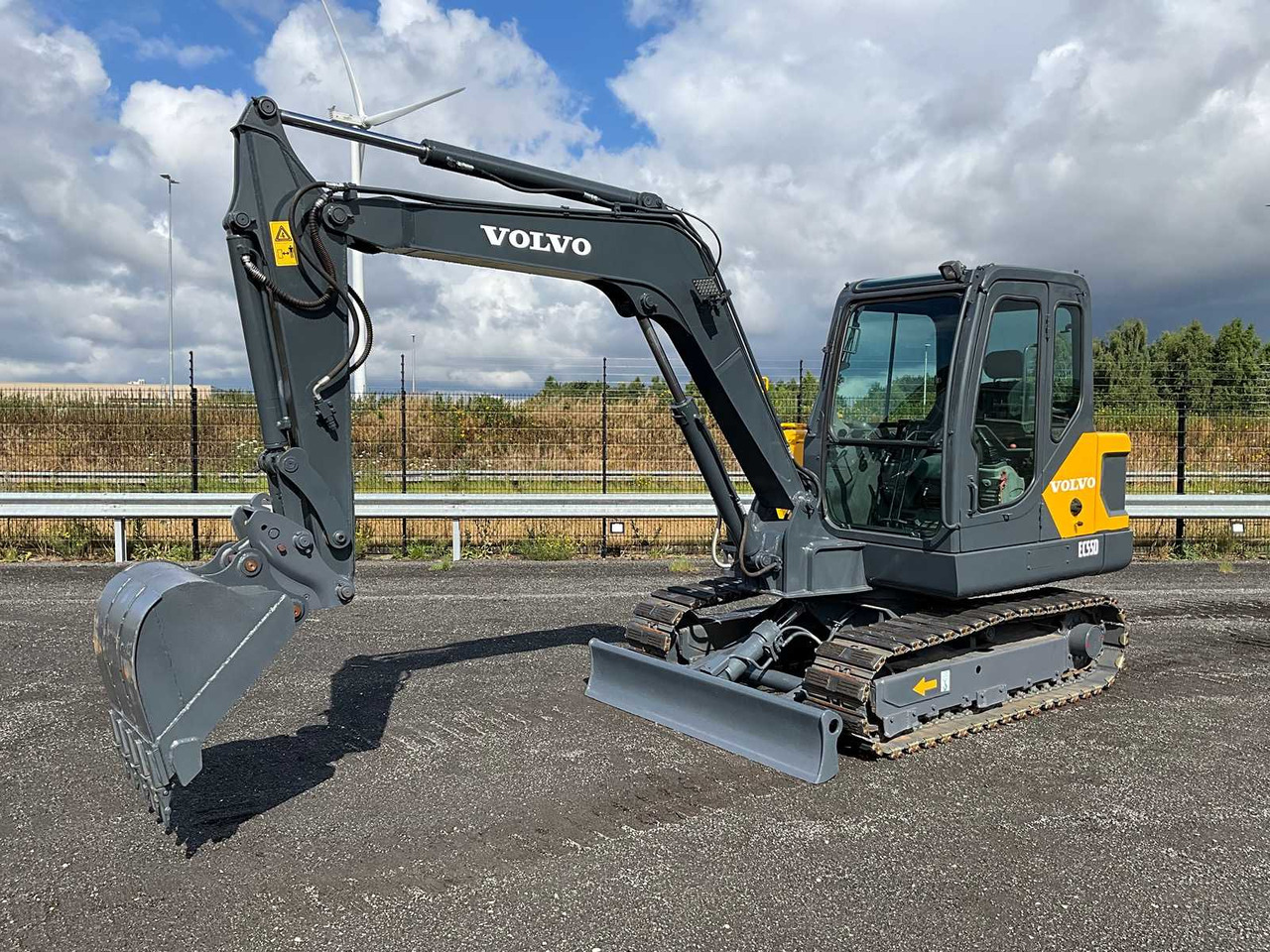 Volvo EC55D - Excavator pe şenile: Foto 1 Volvo EC55D - Excavator pe şenile: Foto 1