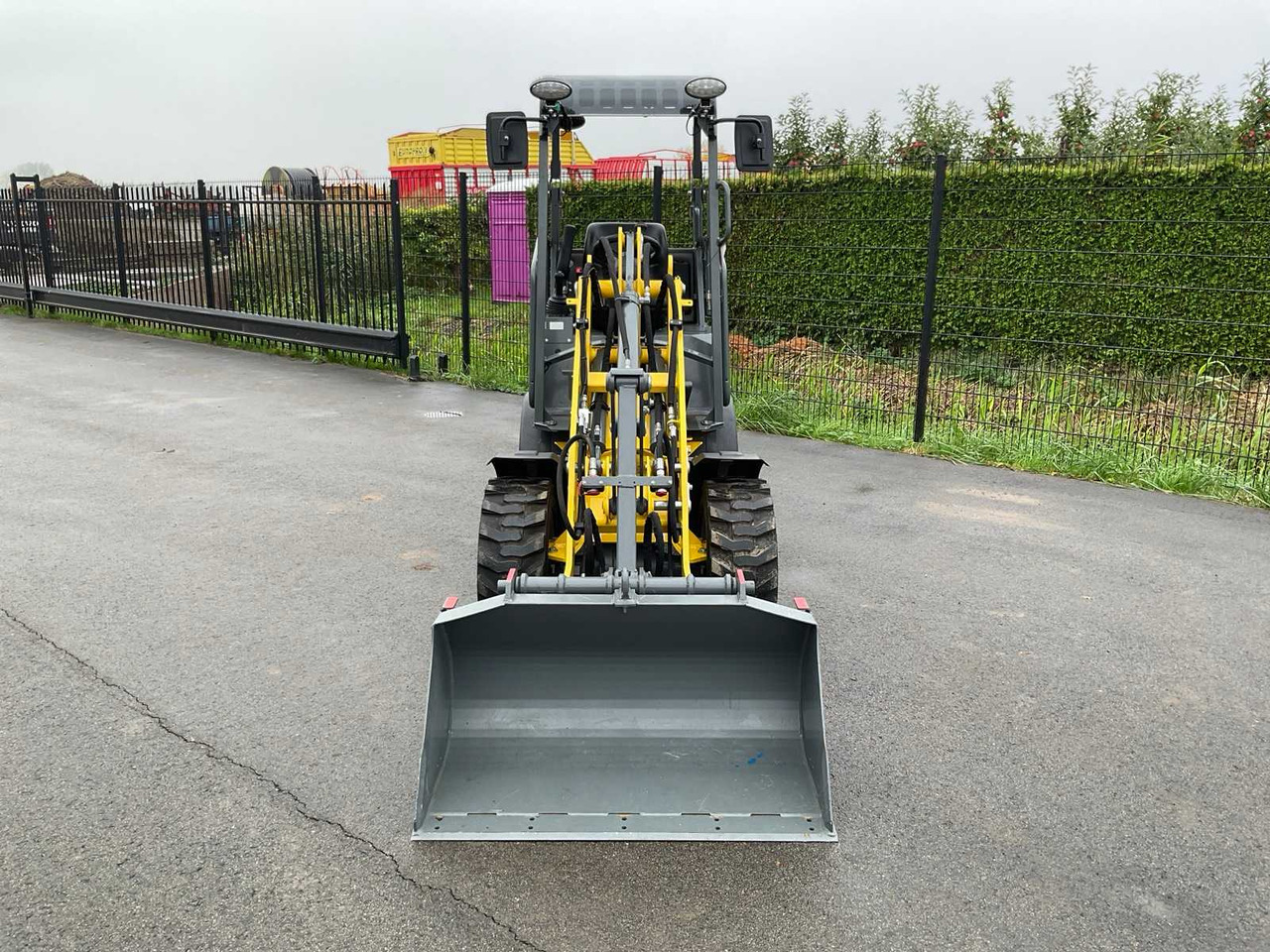 Wacker Neuson WL20e Elektrische - Încărcător frontal pe pneuri: Foto 4 Wacker Neuson WL20e Elektrische - Încărcător frontal pe pneuri: Foto 4
