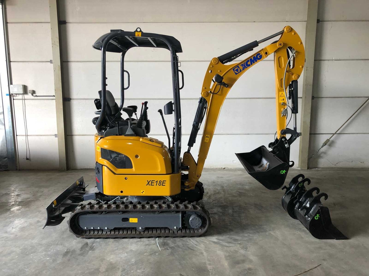 XCMG XE18E - Excavator pe şenile: Foto 2 XCMG XE18E - Excavator pe şenile: Foto 2
