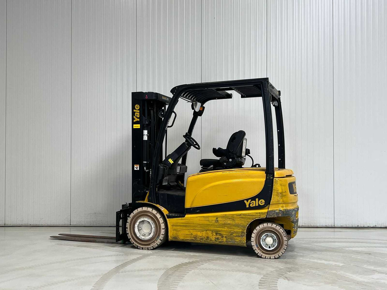 YALE - 2017 - ERP 22 VL - FORKLIFT - Motostivuitor: Foto 2 YALE - 2017 - ERP 22 VL - FORKLIFT - Motostivuitor: Foto 2