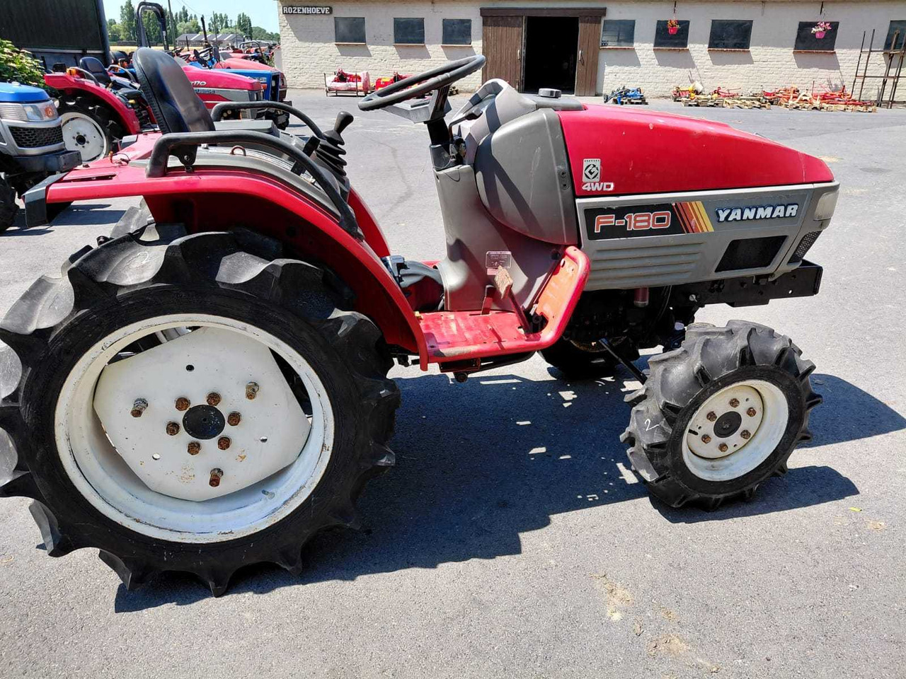 Yanmar F180 - Tractor mic: Foto 3 Yanmar F180 - Tractor mic: Foto 3