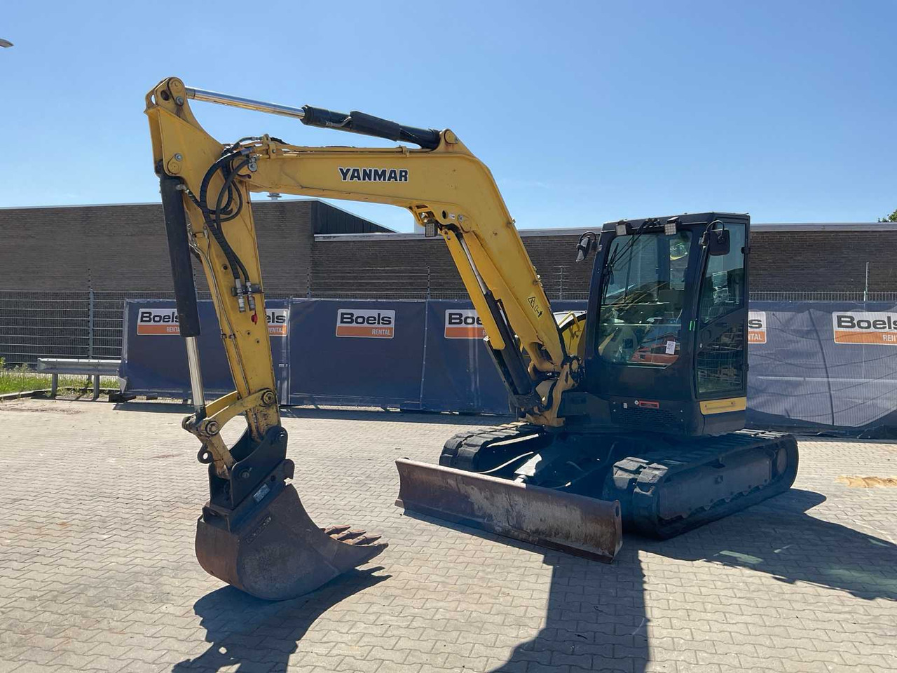 Yanmar ViO80-U - Excavator pe şenile: Foto 1 Yanmar ViO80-U - Excavator pe şenile: Foto 1