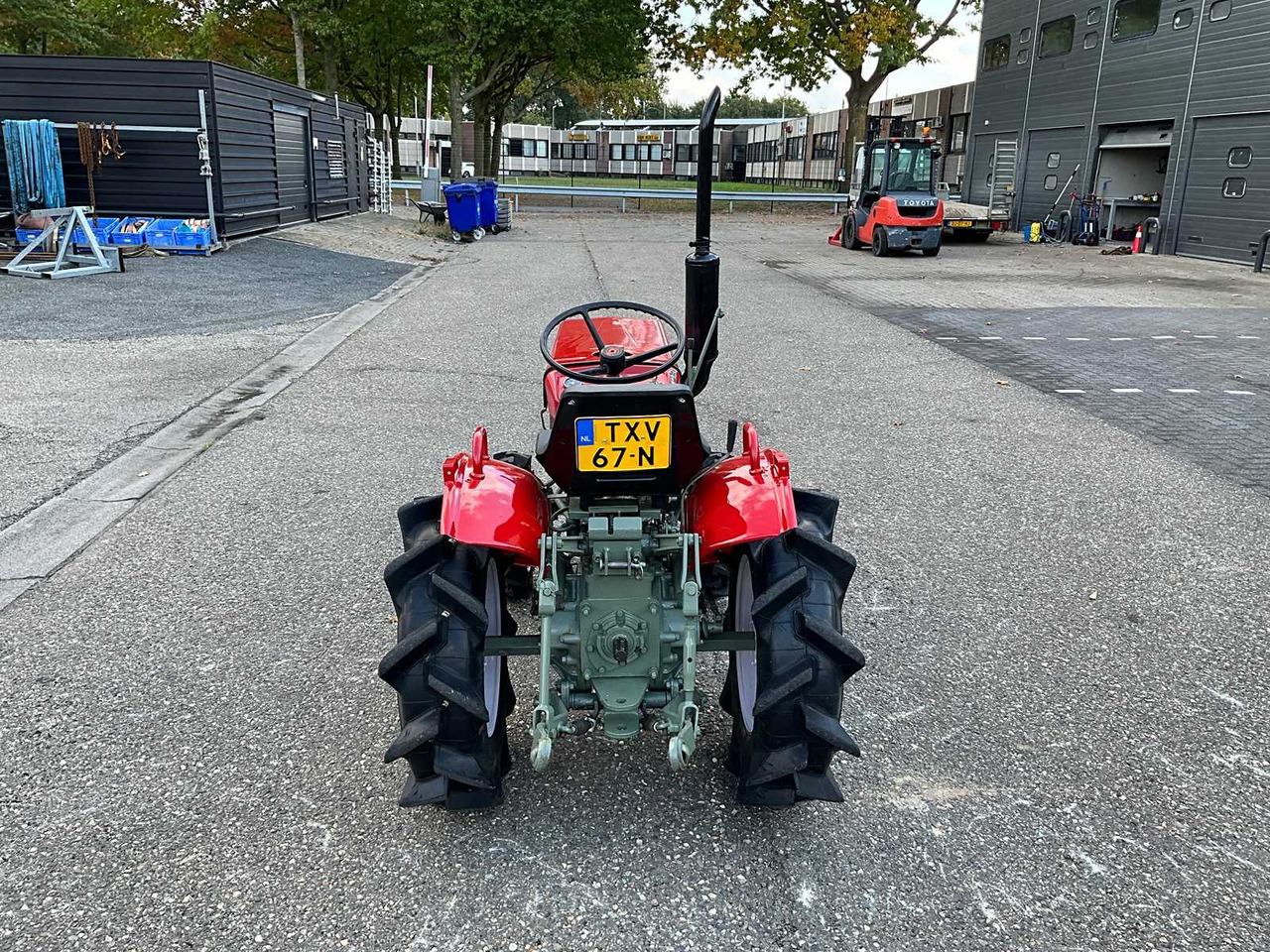 Yanmar YM1300D - Tractor mic: Foto 4 Yanmar YM1300D - Tractor mic: Foto 4