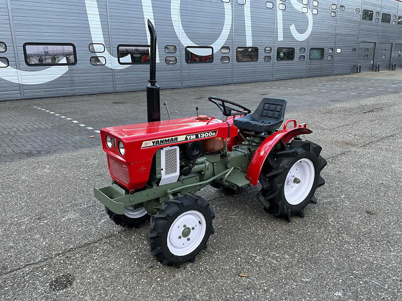 Yanmar YM1300D - Tractor mic: Foto 1 Yanmar YM1300D - Tractor mic: Foto 1