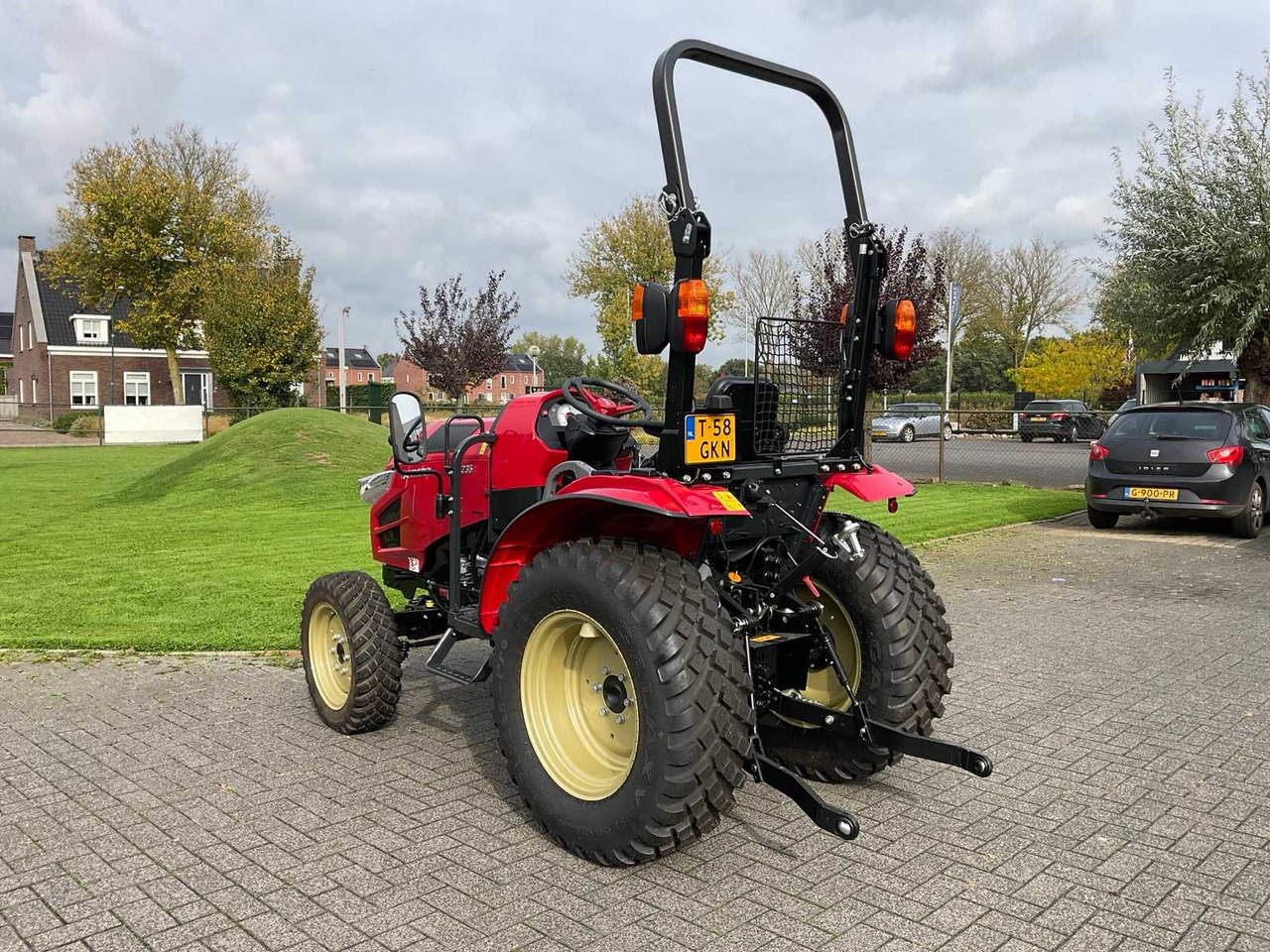 Yanmar YT235 - Tractor mic: Foto 3 Yanmar YT235 - Tractor mic: Foto 3