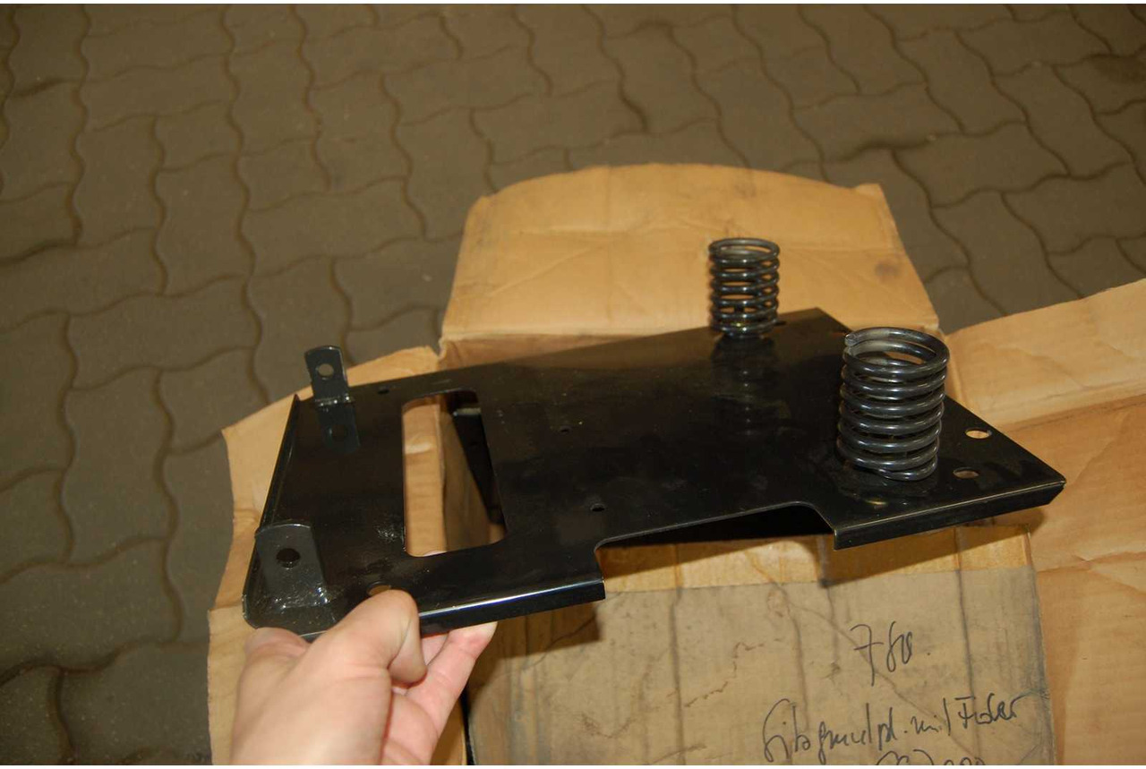 Various tractor parts - Tractor comunal: Foto 2 Various tractor parts - Tractor comunal: Foto 2