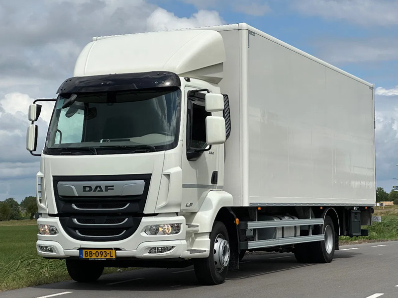 DAF LF 260 LF 260.14 EURO6. 2023. 83447km 720x248x235. 7233kg Laadvermogen!! - Camion furgon: Foto 1 DAF LF 260 LF 260.14 EURO6. 2023. 83447km 720x248x235. 7233kg Laadvermogen!! - Camion furgon: Foto 1