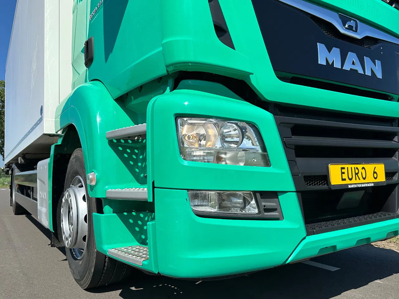 MAN TGS TGS 18.330 EURO6.2020 730x248x245 Als in NIEUWSTAAT! - Camion frigider: Foto 5 MAN TGS TGS 18.330 EURO6.2020 730x248x245 Als in NIEUWSTAAT! - Camion frigider: Foto 5