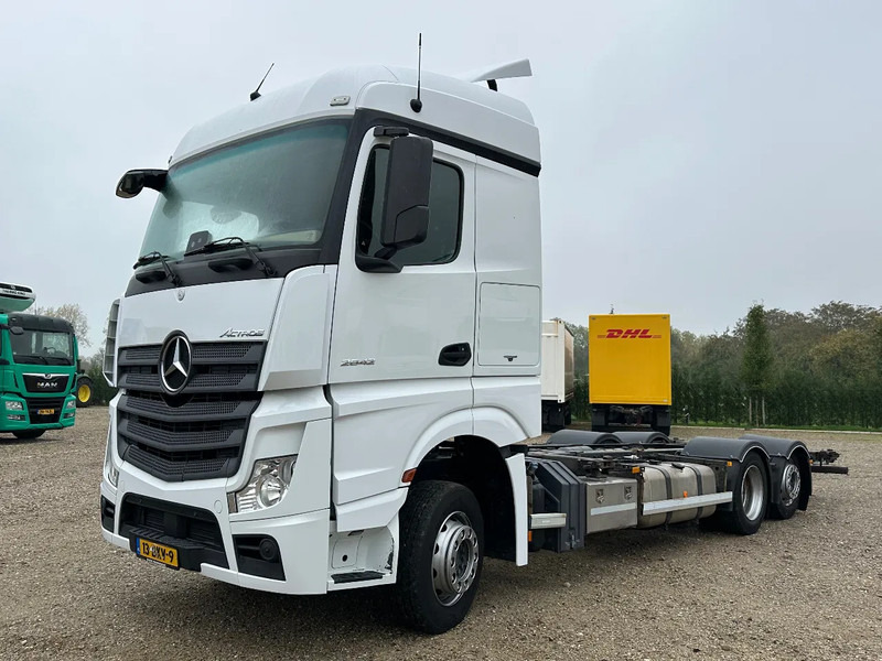 Mercedes-Benz Actros ACTROS 2642 LL EURO6. 2018. BDF. Chassic cabine. - Camion şasiu: Foto 2 Mercedes-Benz Actros ACTROS 2642 LL EURO6. 2018. BDF. Chassic cabine. - Camion şasiu: Foto 2