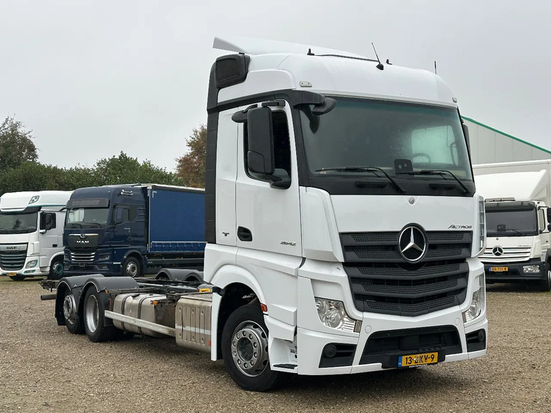 Mercedes-Benz Actros ACTROS 2642 LL EURO6. 2018. BDF. Chassic cabine. - Camion şasiu: Foto 3 Mercedes-Benz Actros ACTROS 2642 LL EURO6. 2018. BDF. Chassic cabine. - Camion şasiu: Foto 3