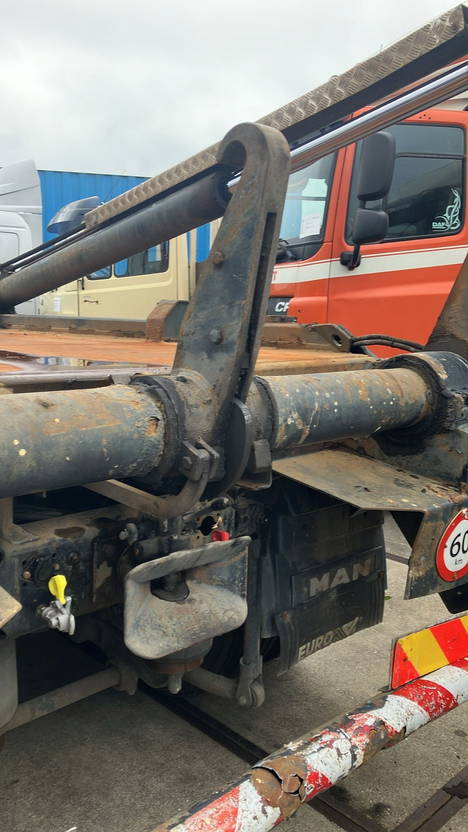 AJK AK 11 M Portaalarmsysteem - Sistem de agatare cu carlig/ Containere de gunoi: Foto 4 AJK AK 11 M Portaalarmsysteem - Sistem de agatare cu carlig/ Containere de gunoi: Foto 4