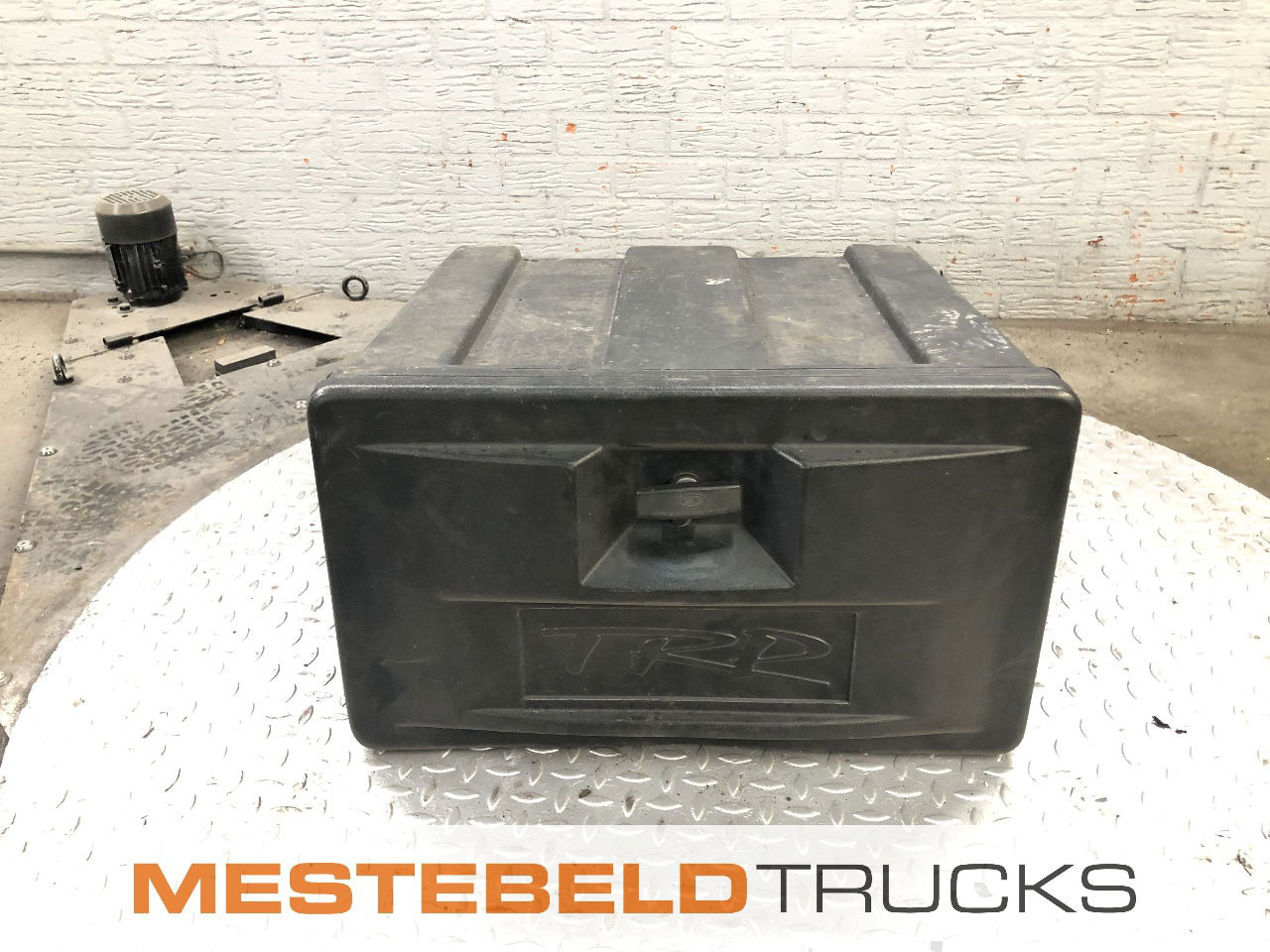 DAF Gereedschapskist CF - Cadru/ Şasiu pentru Camion: Foto 1 DAF Gereedschapskist CF - Cadru/ Şasiu pentru Camion: Foto 1