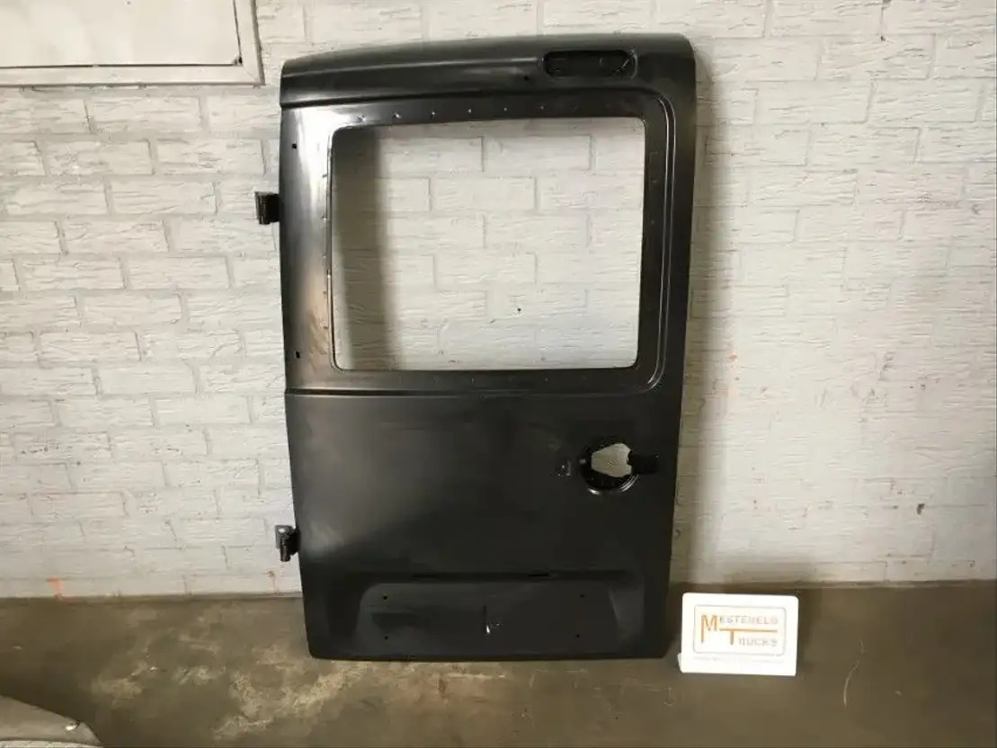 Fiat Portier achterzijde - Uşă și piese pentru Autoutilitară: Foto 1 Fiat Portier achterzijde - Uşă și piese pentru Autoutilitară: Foto 1