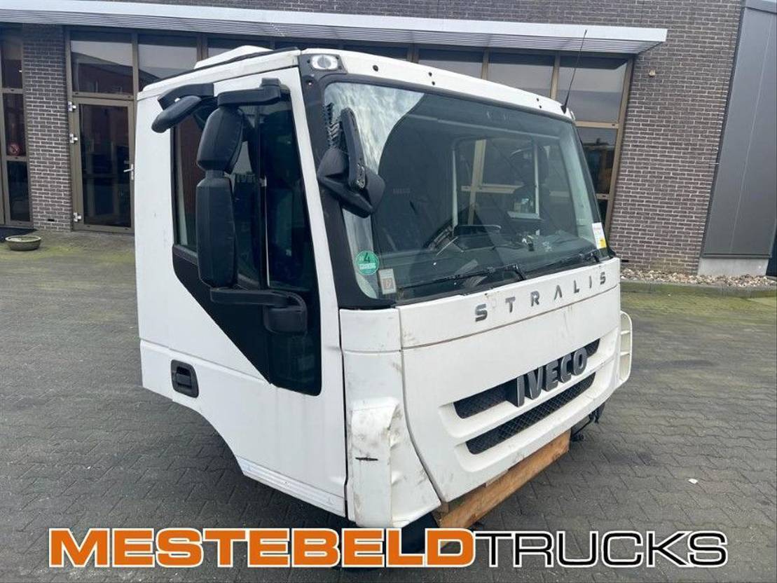 Iveco Korte cabine  - Cabină pentru Camion: Foto 2 Iveco Korte cabine  - Cabină pentru Camion: Foto 2