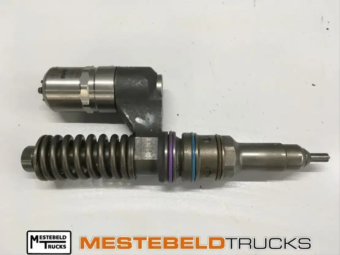 Iveco Pompunit Cursor 10 - Sistem de alimentare combustibil pentru Camion: Foto 1 Iveco Pompunit Cursor 10 - Sistem de alimentare combustibil pentru Camion: Foto 1