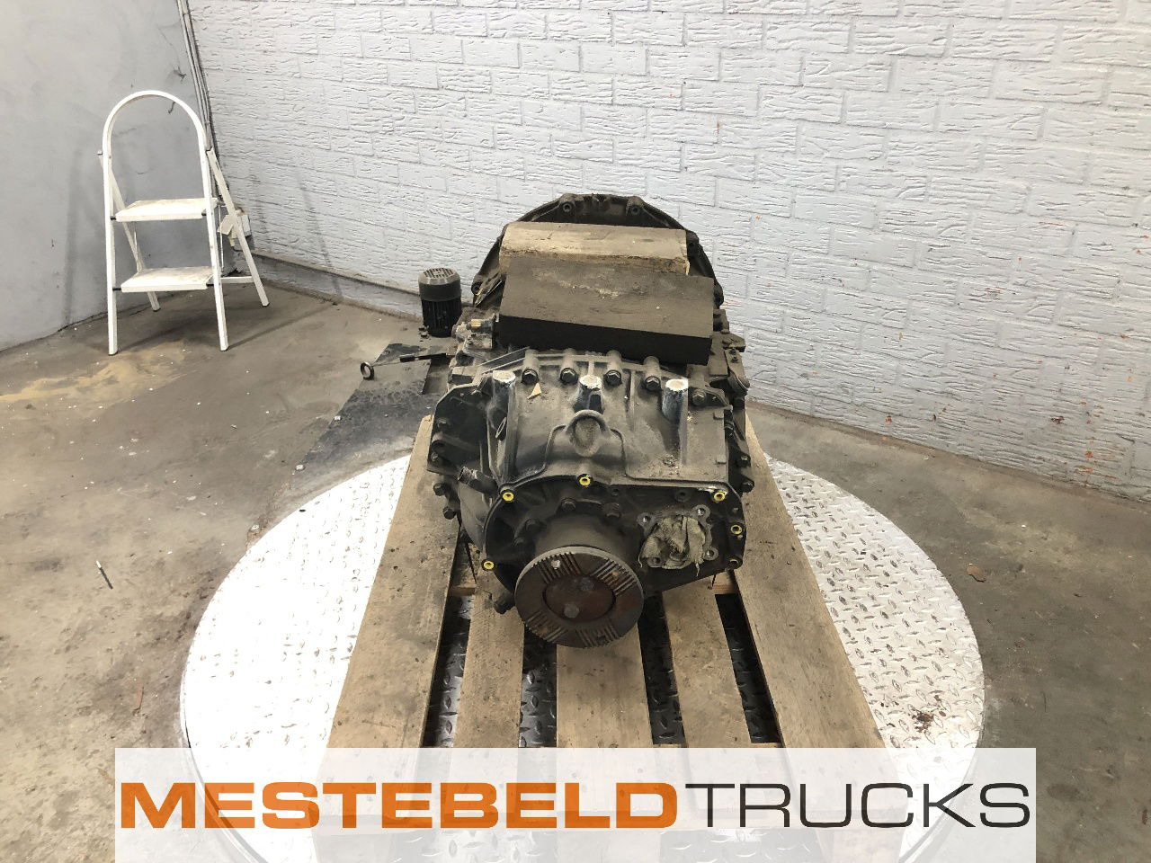 Iveco Versn bak 12 AS 2330 TD - Cutie de viteze și piese pentru Camion: Foto 2 Iveco Versn bak 12 AS 2330 TD - Cutie de viteze și piese pentru Camion: Foto 2