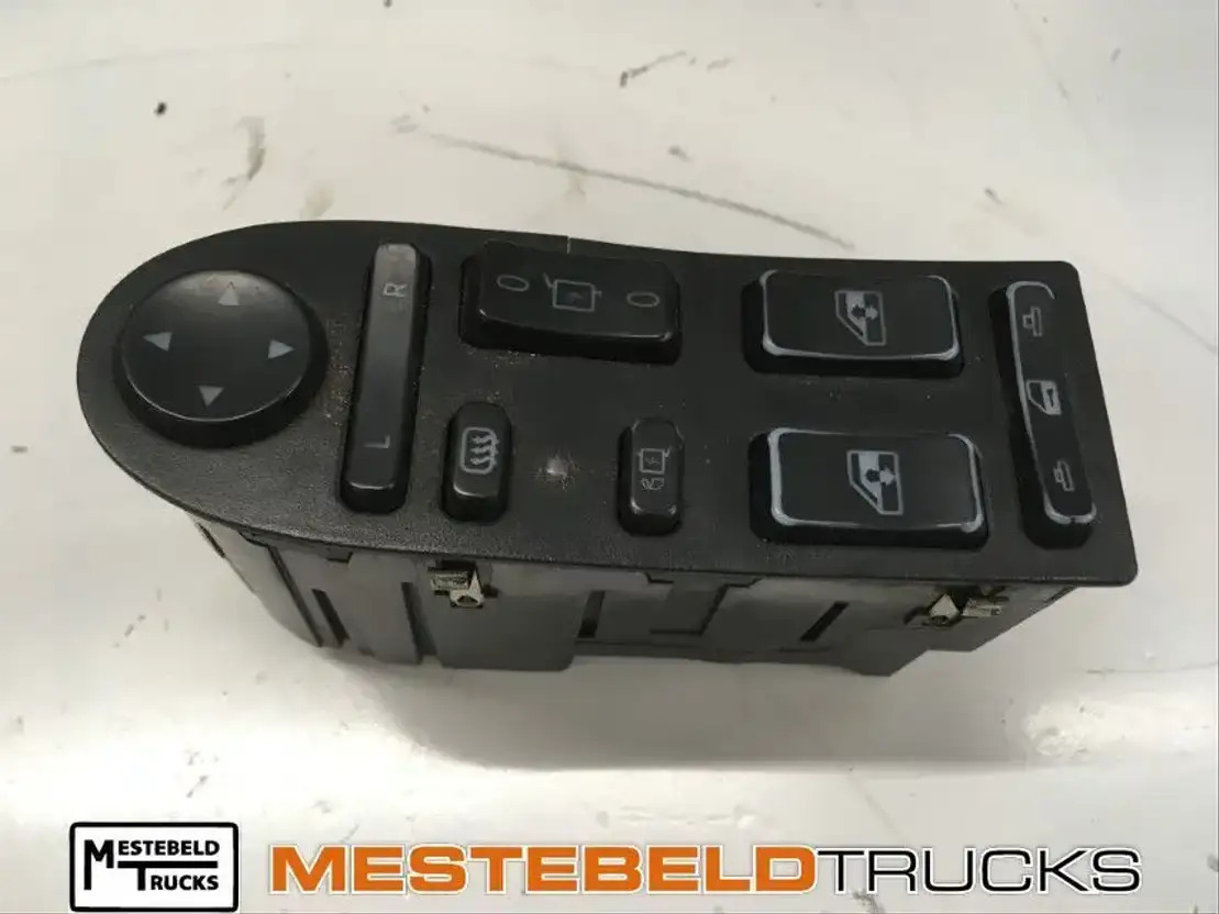 MAN Deurmodule - Sistem electric pentru Camion: Foto 1 MAN Deurmodule - Sistem electric pentru Camion: Foto 1