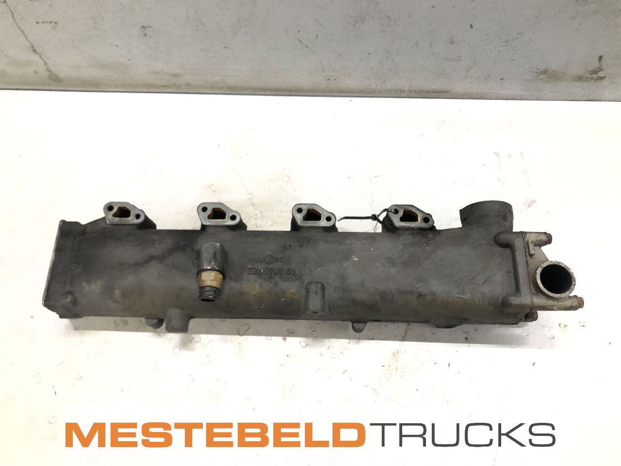 MAN EGR buis - Motor şi piese pentru Camion: Foto 1 MAN EGR buis - Motor şi piese pentru Camion: Foto 1