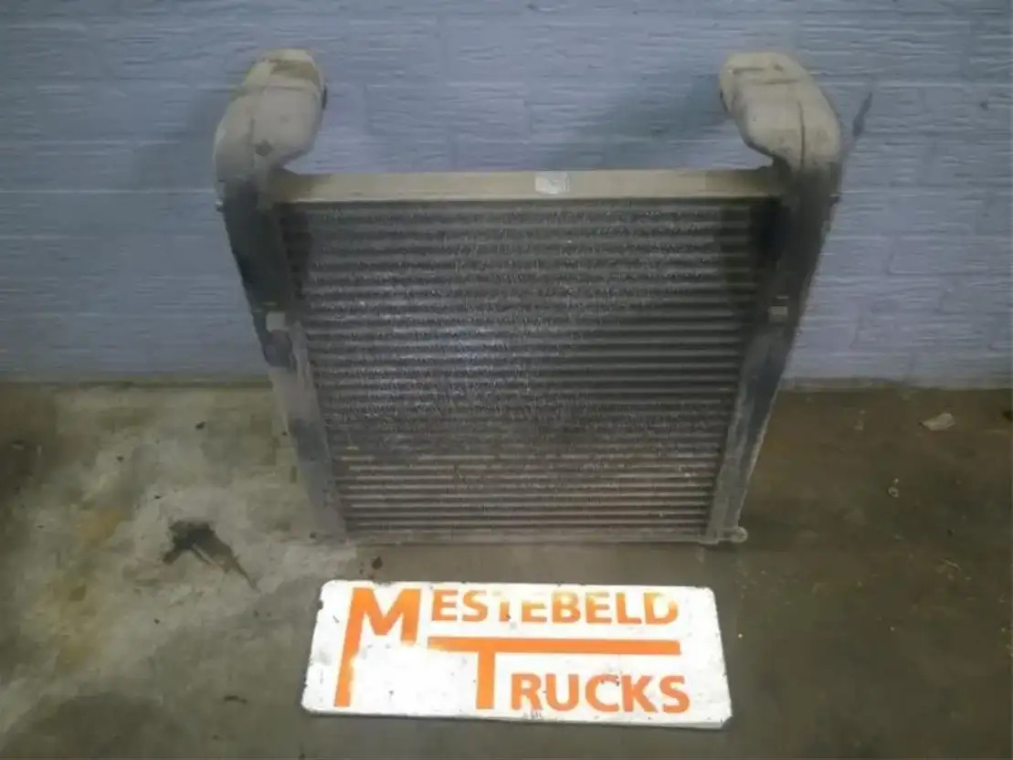 MAN Intercooler L2000 - Sistem de răcire pentru Camion: Foto 1 MAN Intercooler L2000 - Sistem de răcire pentru Camion: Foto 1