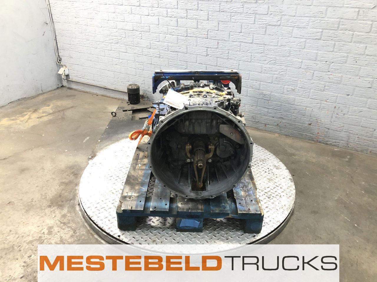 MAN Versnellingsbak 12AS2331 TD + IT3 - Cutie de viteze și piese pentru Camion: Foto 4 MAN Versnellingsbak 12AS2331 TD + IT3 - Cutie de viteze și piese pentru Camion: Foto 4