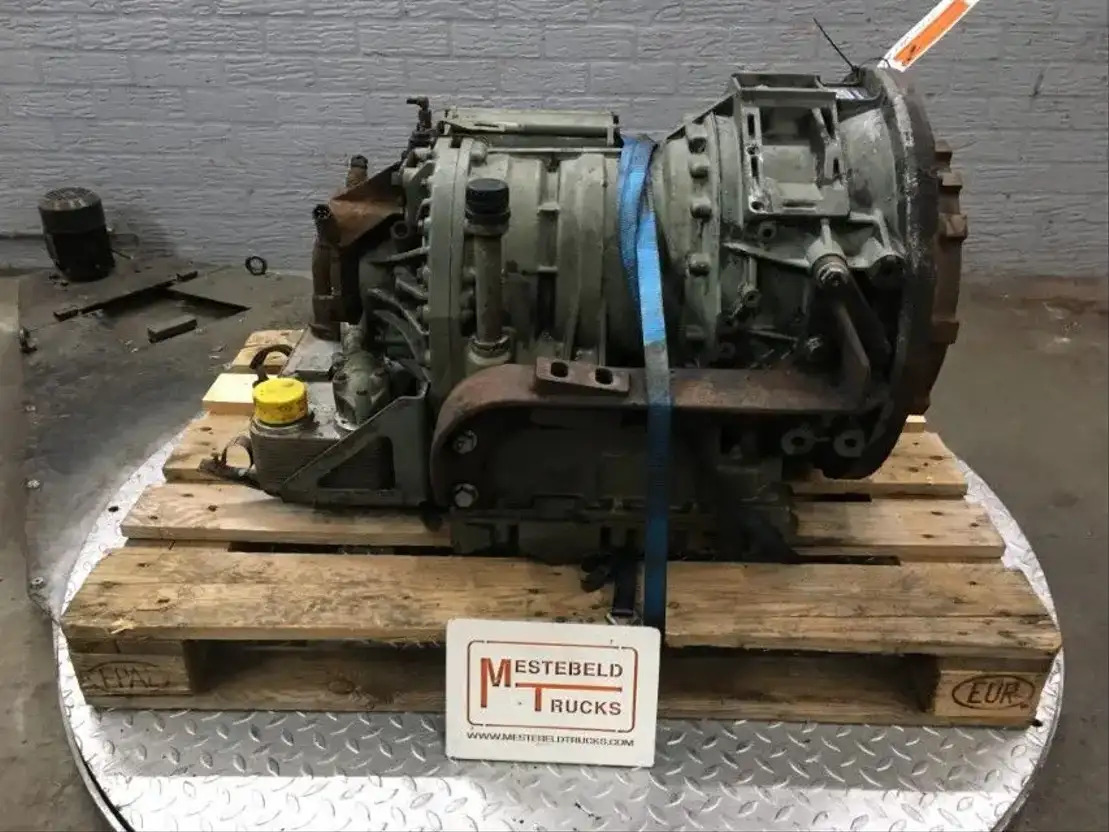 Mercedes-Benz Versnellingsbak 5HP502C - Cutie de viteze și piese pentru Camion: Foto 3 Mercedes-Benz Versnellingsbak 5HP502C - Cutie de viteze și piese pentru Camion: Foto 3
