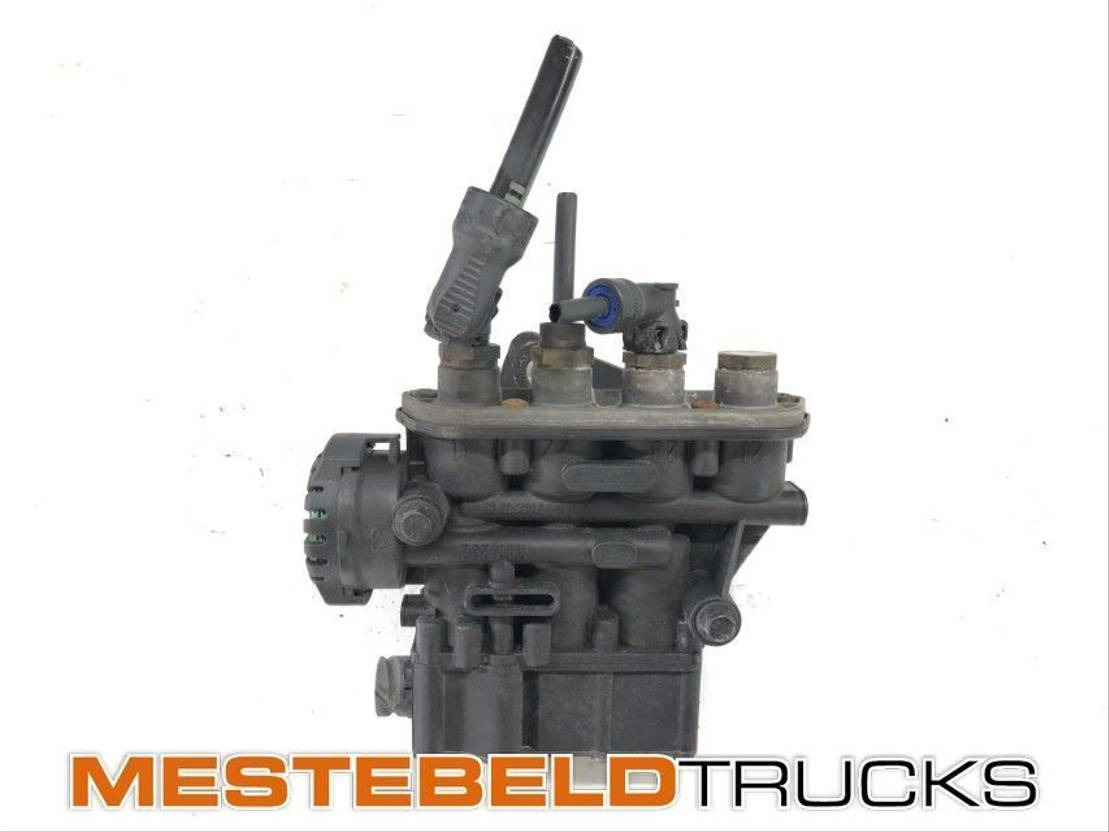 Renault Hoogteregelingsventiel - Suspensie pneumatică pentru Camion: Foto 1 Renault Hoogteregelingsventiel - Suspensie pneumatică pentru Camion: Foto 1