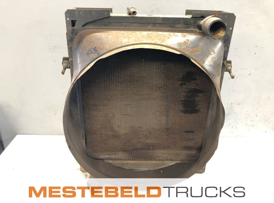 Renault Radiateur  - Sistem de răcire pentru Camion: Foto 1 Renault Radiateur  - Sistem de răcire pentru Camion: Foto 1