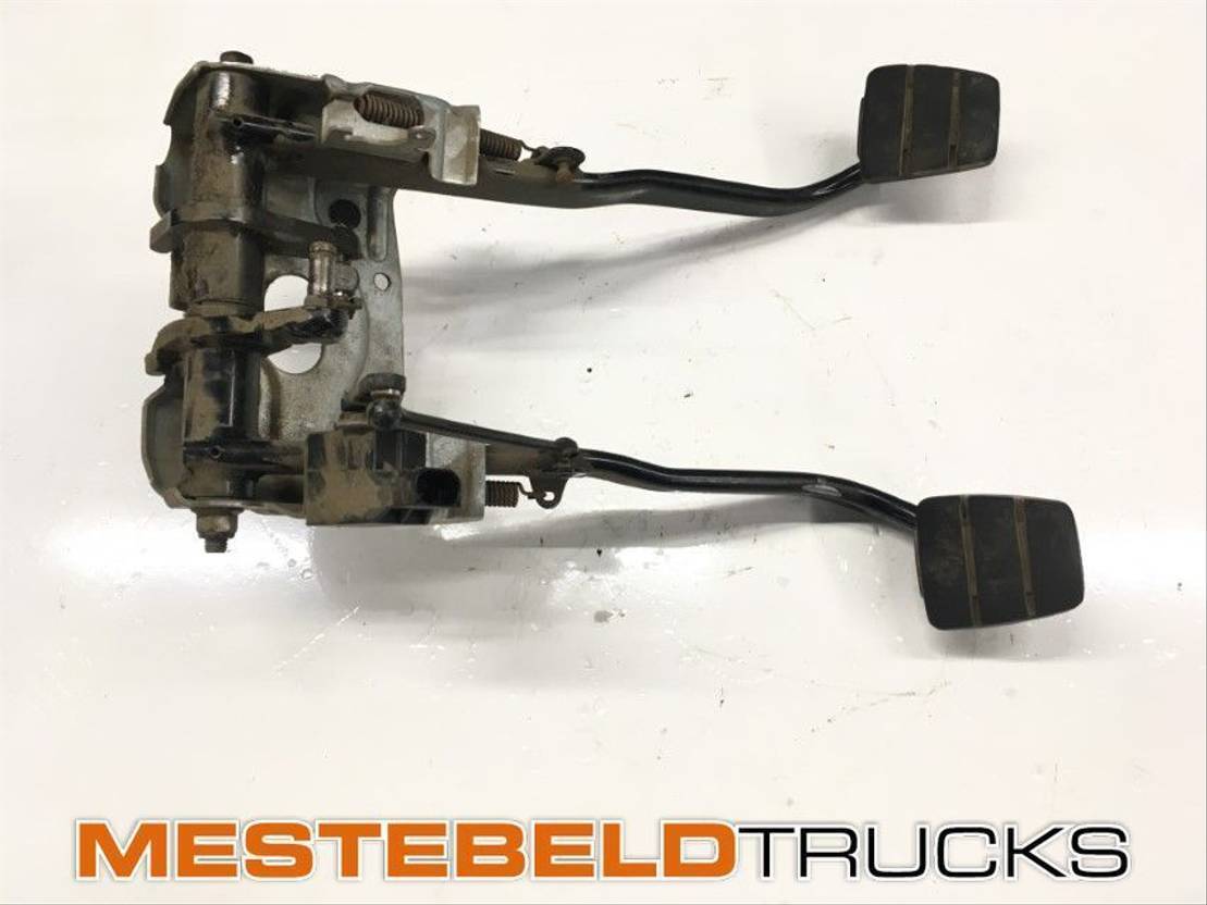 Scania Koppeling en rempedaal  - Ambreiaj și piese pentru Camion: Foto 1 Scania Koppeling en rempedaal  - Ambreiaj și piese pentru Camion: Foto 1