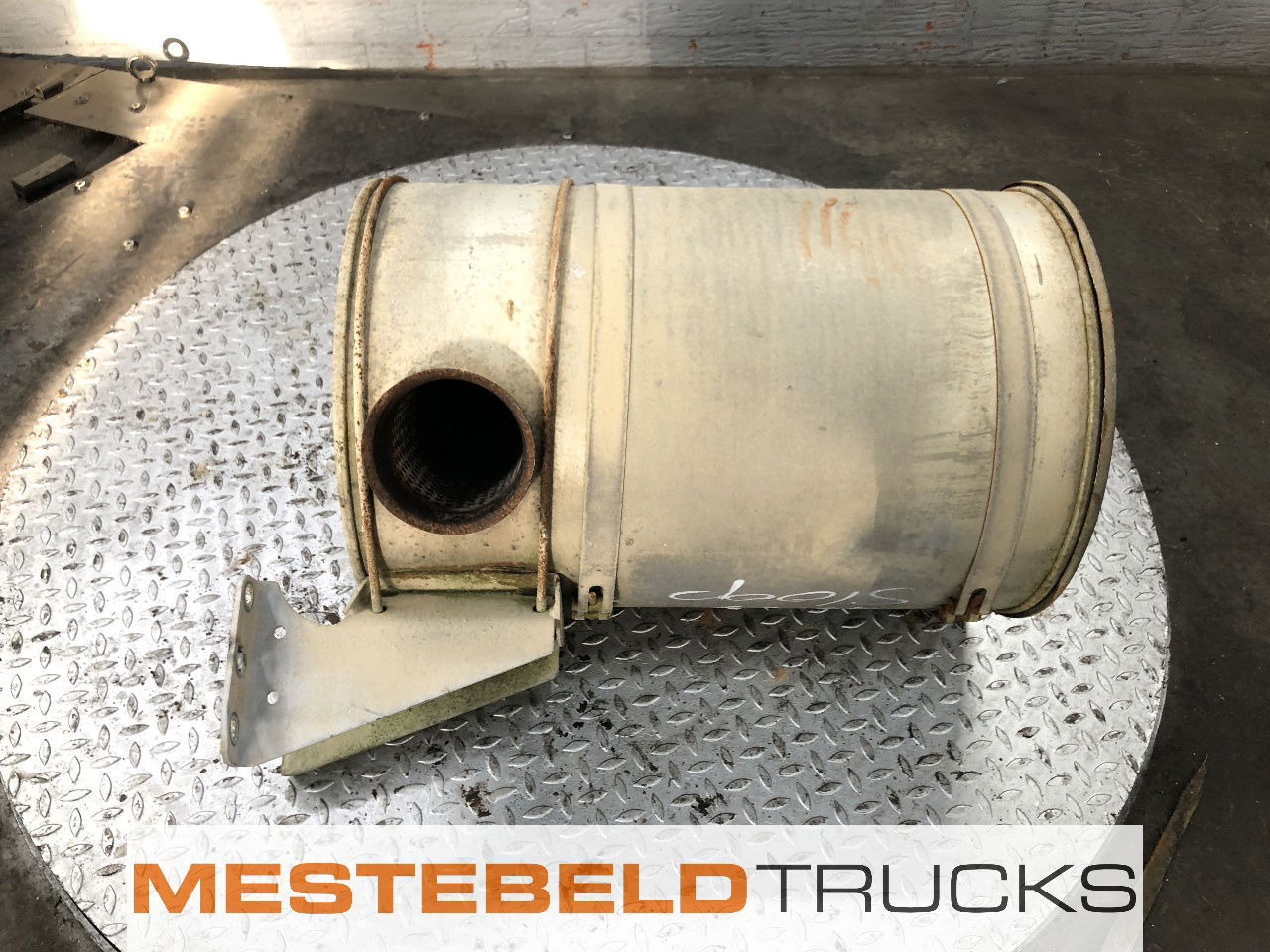 Volvo Katalysator - Sistem de evacuare pentru Camion: Foto 1 Volvo Katalysator - Sistem de evacuare pentru Camion: Foto 1