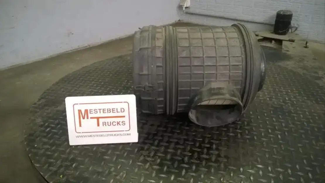 Volvo L uchtfilterhuis - Filtru de aer pentru Camion: Foto 1 Volvo L uchtfilterhuis - Filtru de aer pentru Camion: Foto 1