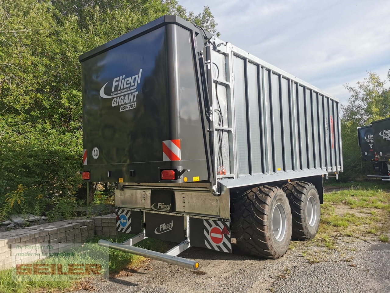 Fliegl ASW 281 GIGANT FOX 45m³ - Remorcă cu autoincarcare: Foto 3 Fliegl ASW 281 GIGANT FOX 45m³ - Remorcă cu autoincarcare: Foto 3