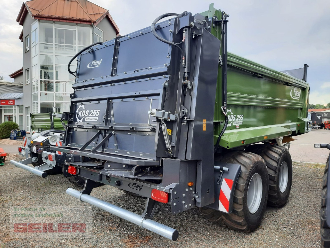 Fliegl KDS 255 Muck Control 14m³ - Maşină de împrăştiat gunoi de grajd: Foto 5 Fliegl KDS 255 Muck Control 14m³ - Maşină de împrăştiat gunoi de grajd: Foto 5