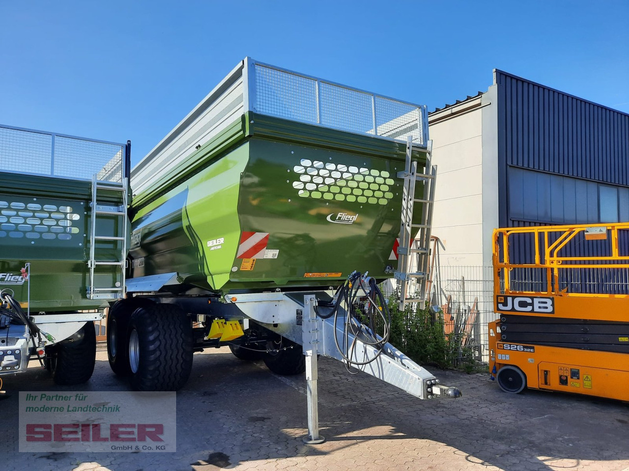 Fliegl TMK 200 FOX 27m³ - Remorcă autobasculantă agricolă: Foto 2 Fliegl TMK 200 FOX 27m³ - Remorcă autobasculantă agricolă: Foto 2
