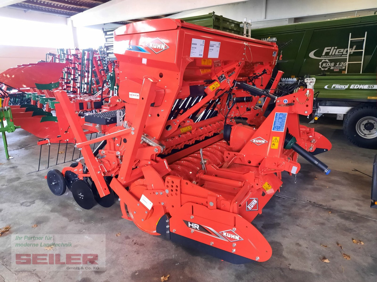 Kuhn HR 304 + Sitera 330-20E - Semănătoare combinată: Foto 4 Kuhn HR 304 + Sitera 330-20E - Semănătoare combinată: Foto 4