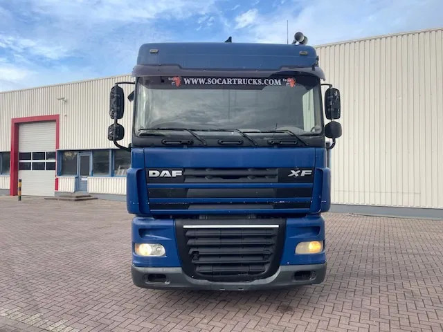 DAF XF 105.460 Manual gear - Cap tractor: Foto 2 DAF XF 105.460 Manual gear - Cap tractor: Foto 2