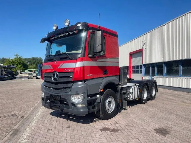 Mercedes-Benz Actros 2653 6x4 Blatt / Luft / Luft Low km! - Cap tractor: Foto 3 Mercedes-Benz Actros 2653 6x4 Blatt / Luft / Luft Low km! - Cap tractor: Foto 3