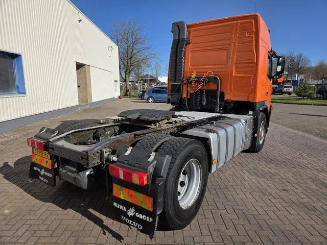 Volvo FM 12.400 NL-TRUCK - Cap tractor: Foto 5 Volvo FM 12.400 NL-TRUCK - Cap tractor: Foto 5