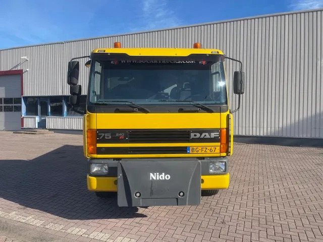 DAF CF 75.240 Automatic Euro 2 NL-Truck Original km's - Camion platformă: Foto 2 DAF CF 75.240 Automatic Euro 2 NL-Truck Original km's - Camion platformă: Foto 2