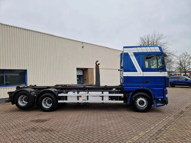 DAF XF 95.430 6x2 Manual-Gear Euro 4 - Camion şasiu: Foto 2 DAF XF 95.430 6x2 Manual-Gear Euro 4 - Camion şasiu: Foto 2