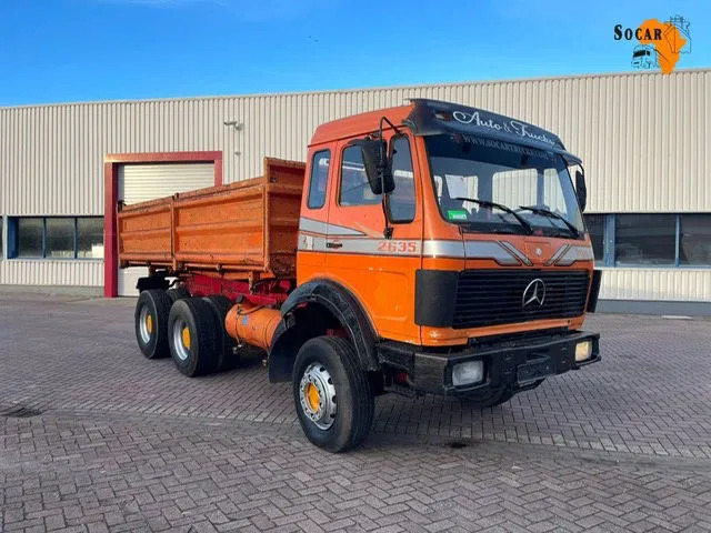 Mercedes-Benz AK 2635 6x4 V8 - Camion basculantă: Foto 1 Mercedes-Benz AK 2635 6x4 V8 - Camion basculantă: Foto 1