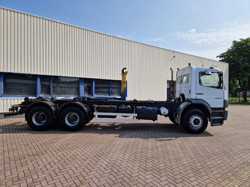 Mercedes-Benz Atego 2628 6x4 Euro 3 Manual Gear full steel suspension - Camion cu cârlig: Foto 4 Mercedes-Benz Atego 2628 6x4 Euro 3 Manual Gear full steel suspension - Camion cu cârlig: Foto 4